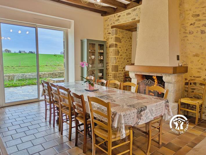 Gîte pour 11 personnes, avec jardin et terrasse dans Mayenne - 3