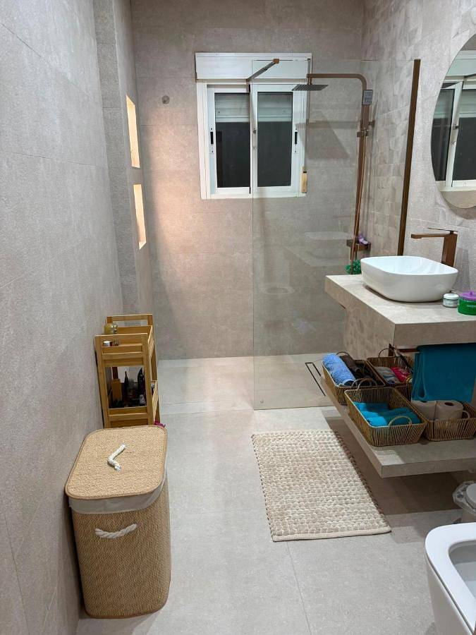Casa rural para 6 personas, con Balcón y Terraza además de Jardín y Piscina en Catral - 4