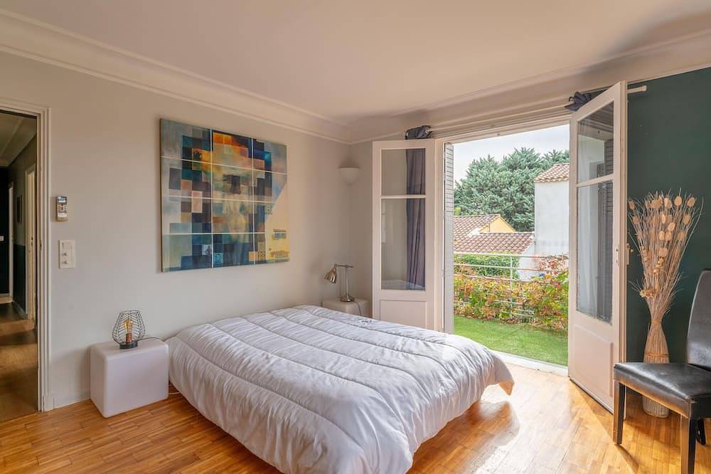 Dream Vacation At Pin Parasol in Le Thor, Vaucluse
