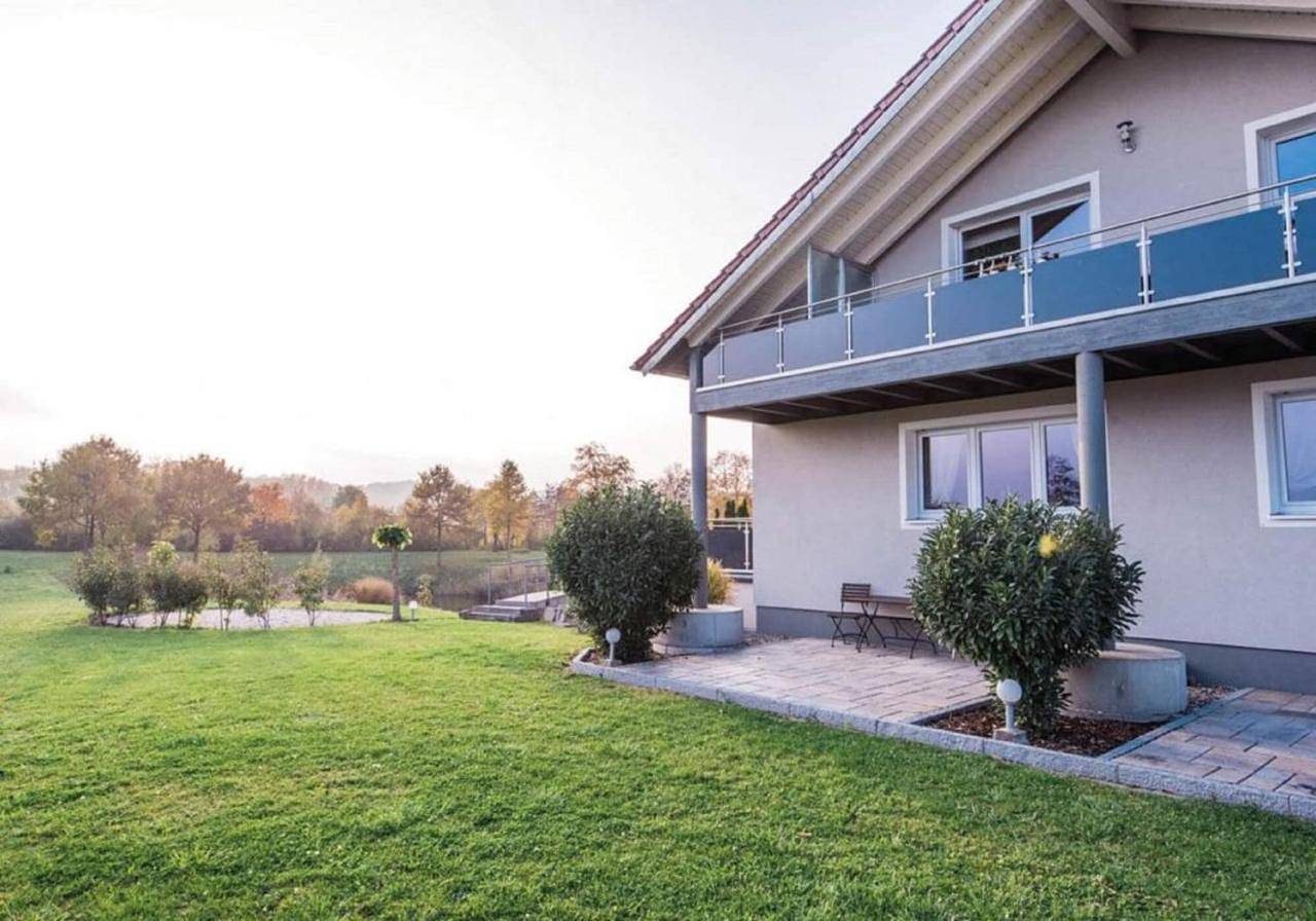 Ganze Wohnung, Schwanensee Appartements in Sommerach, Fränkisches Weinland