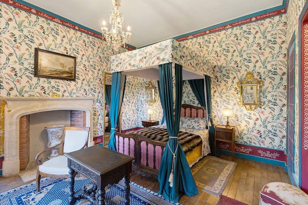Chambre Jenny avec Baignoire in Château-l'Évêque, Périgord Blanc