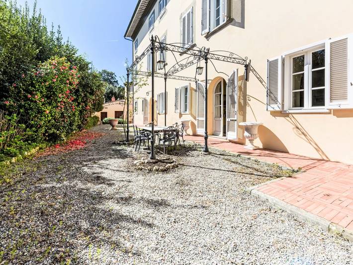 Ferienhaus für 9 Personen, mit Garten