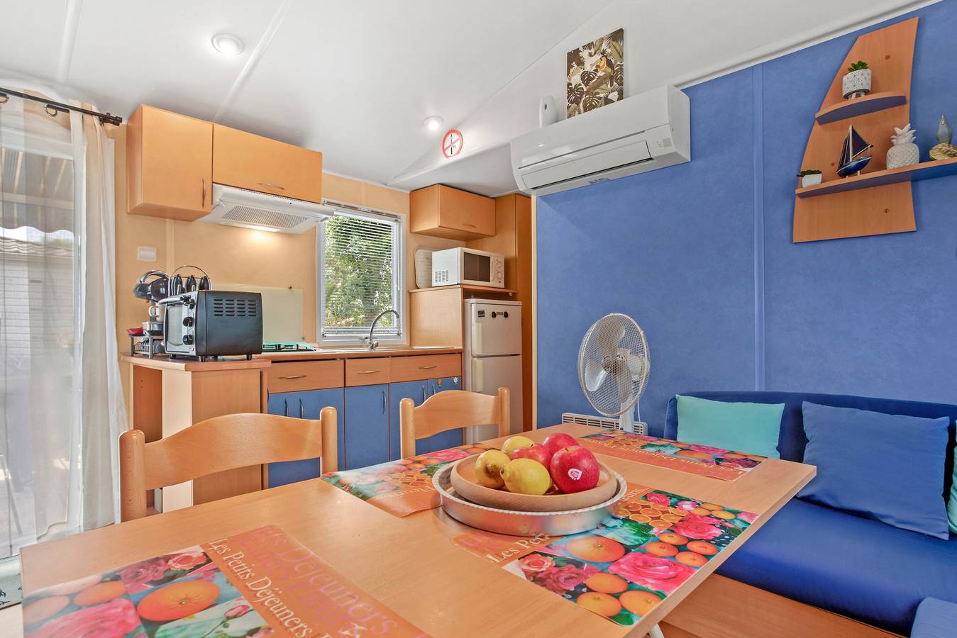 Mobil-home 6 personnes avec terrasse privée, Wi-Fi et climatisation à Hyères in Hyeres, Parc national de Port-Cros