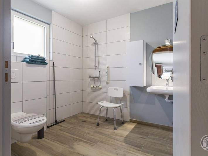 Gîte pour 10 personnes, avec jardin dans la Manche - 4