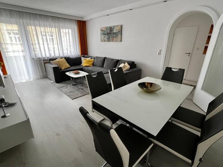 Vakantiewoning voor 6 personen, with Balkon and Terras as well as Tuin and Uitzicht in Augsburg