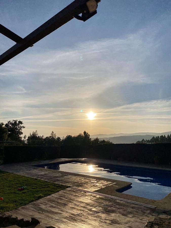 Location de vacances pour 4 personnes, avec vue ainsi que jardin et piscine à Pontevedra - 3