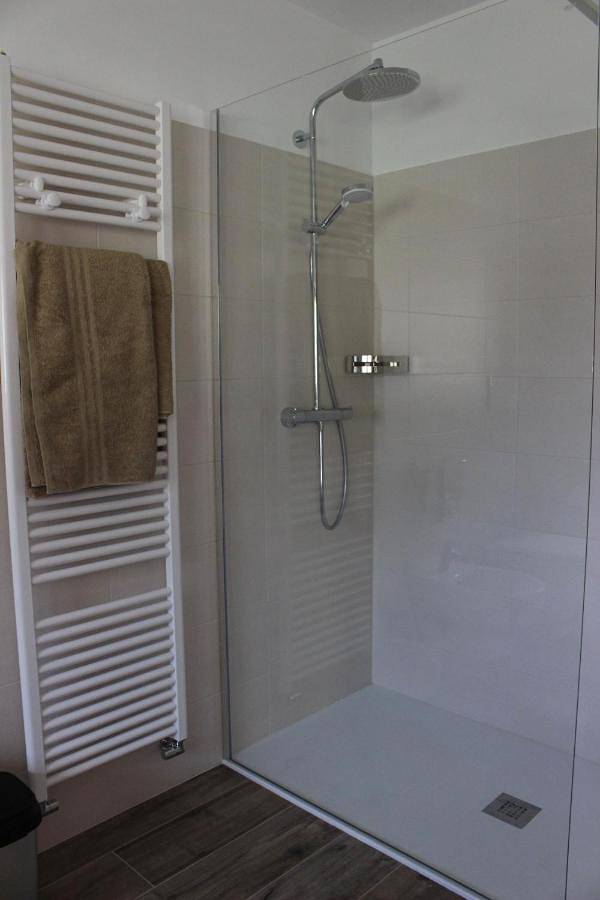 Location de vacances pour 3 personnes, avec balcon et vue à Rabbi - 2