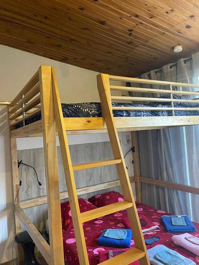 Appartement entier, One-Bedroom Apartment in Fontenay-sous-Bois, Val-de-Marne