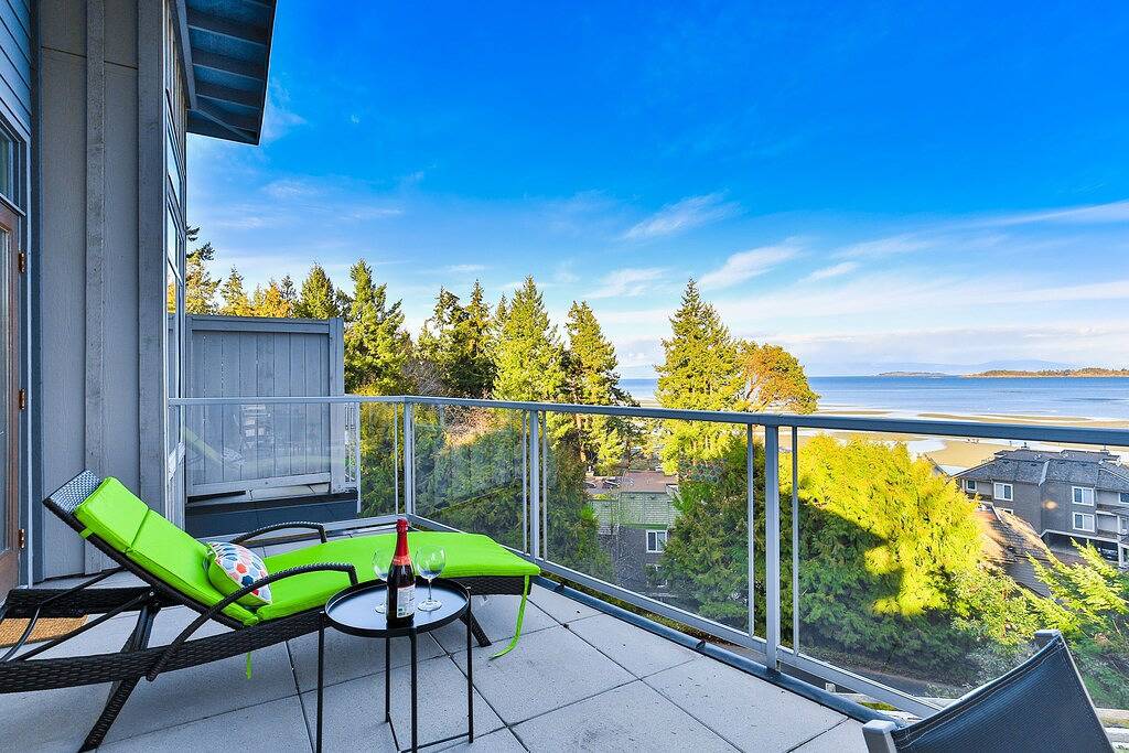 Ganze Wohnung, Atemberaubende Oase mit Meerblick in Vancouver Island 1 min. zu Fuß zum Strand 2Br 2Bth❤ in Parksville, Regional District of Nanaimo