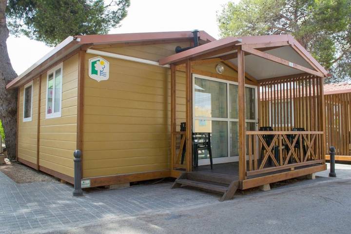 Bungalow para 4 personas, con jardín en Benidorm