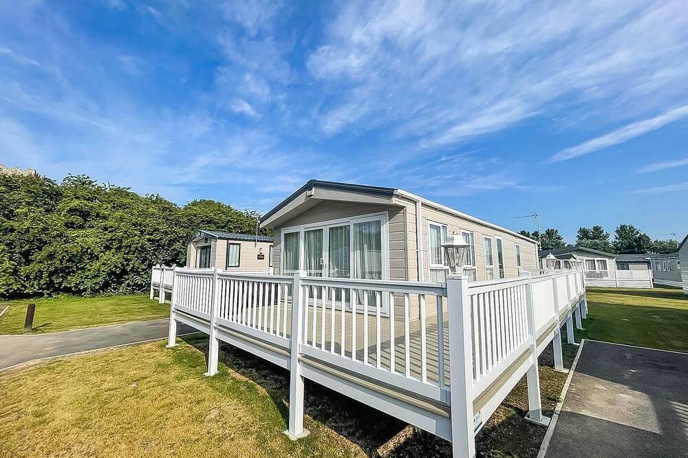 Static Caravan for 8 People in Waveney District, Suffolk