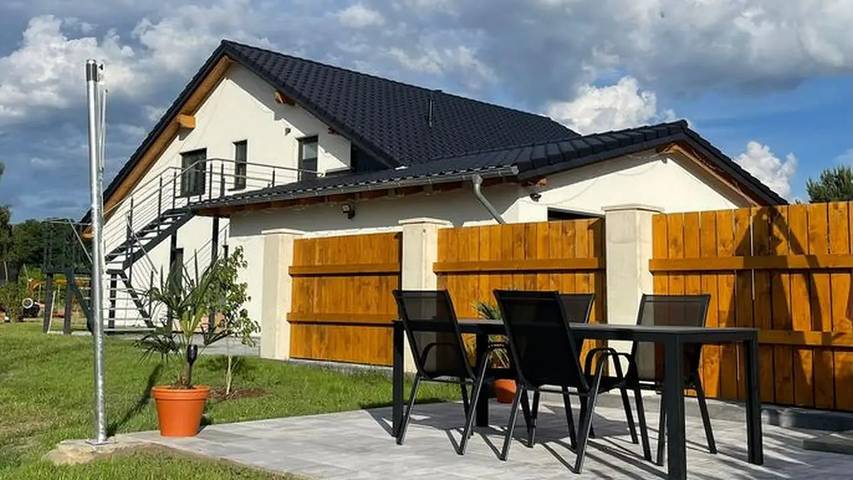 Ferienwohnung für 4 Personen, mit Garten - 1