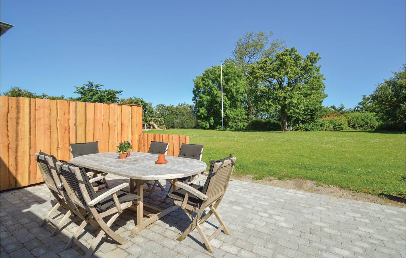 Ferienhaus für 8 Personen mit Terrasse in Store Heddinge, Stevns und Umgebung
