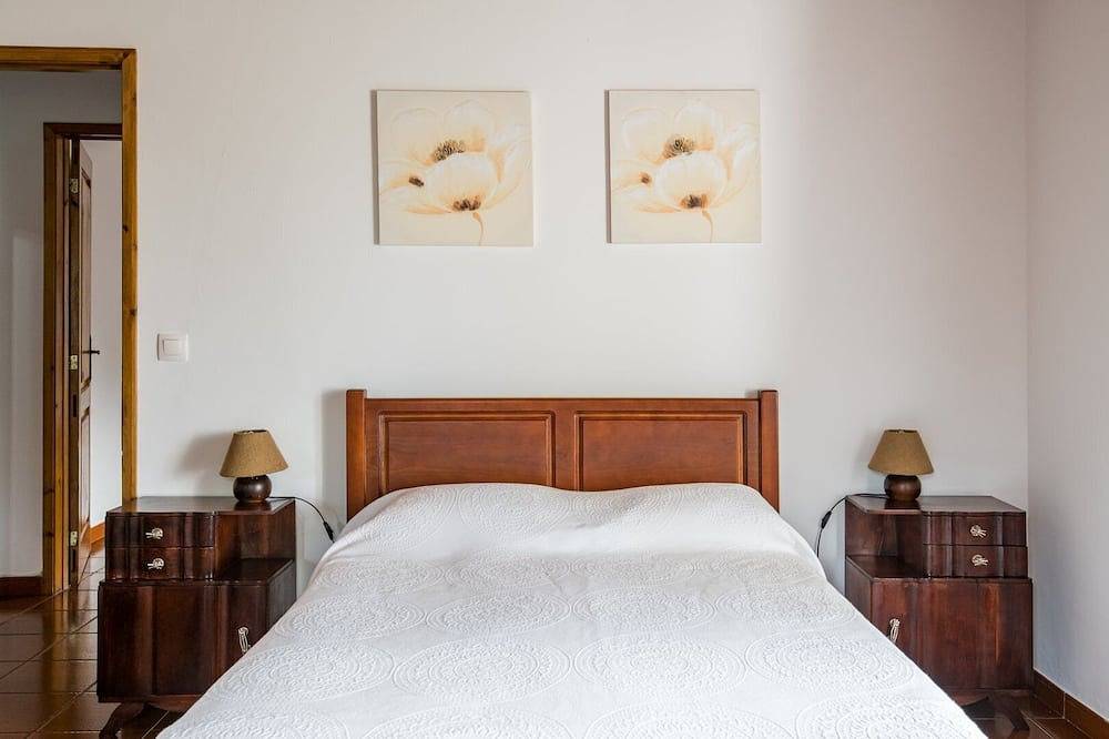 Apartamento entero, Welcomebuddy - Rustic House - Farm & Garden Confort in Isla de San Miguel, São Vicente Ferreira