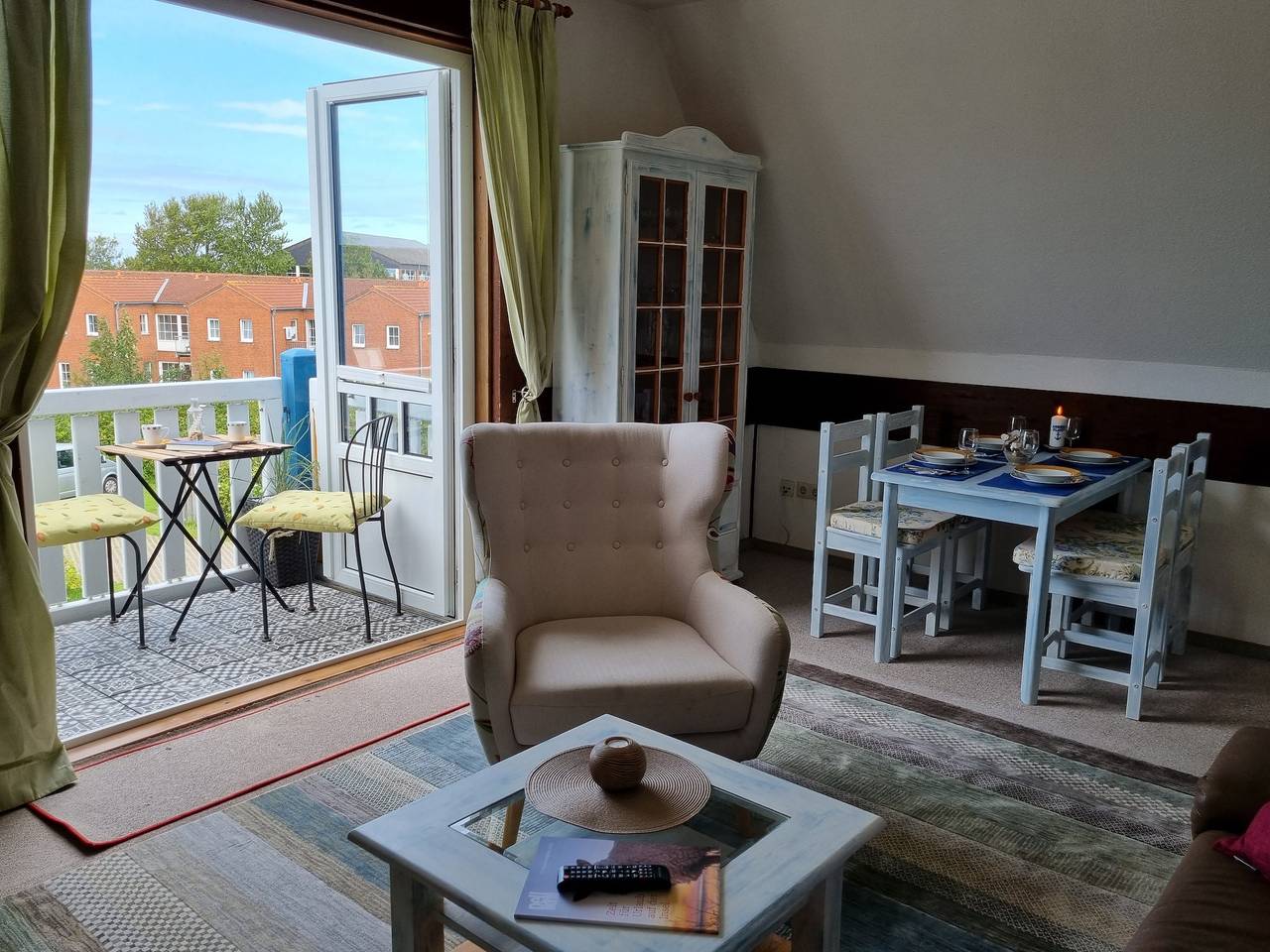 Entire apartment, Apartment 'Inselstern' with Balcony and Wi-Fi in Pellworm, North Friesland