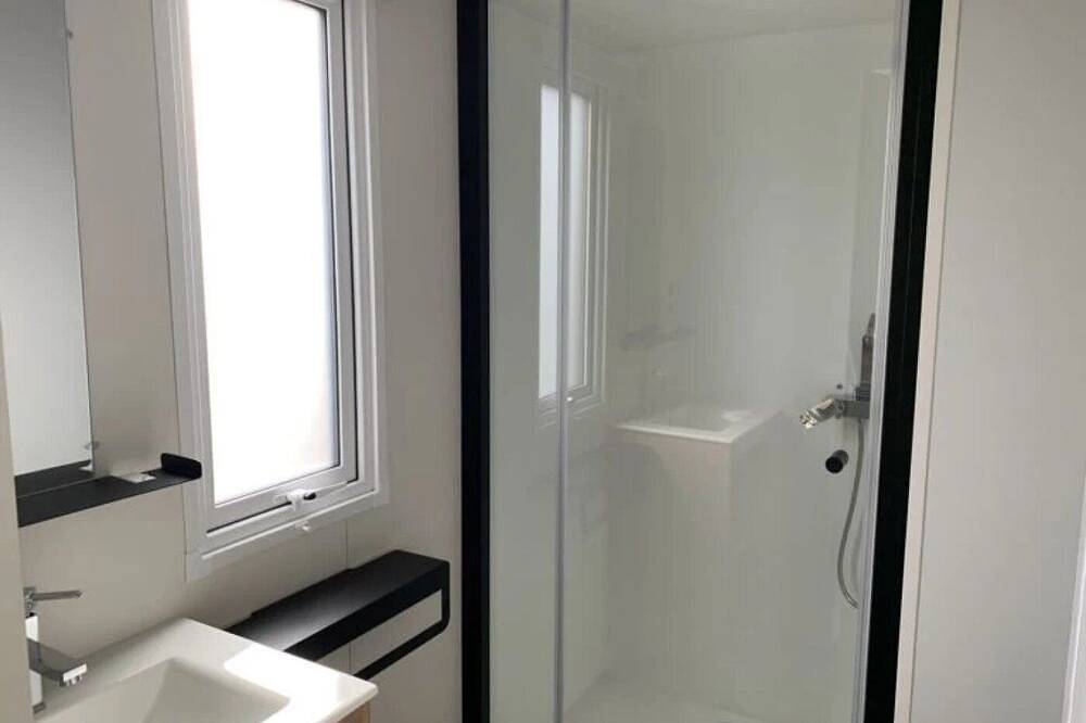 Zecamping 3 étoiles familial piscine chauffée locatif Tv Bbq 32m2 in Port-le-Grand, Région d'Abbeville