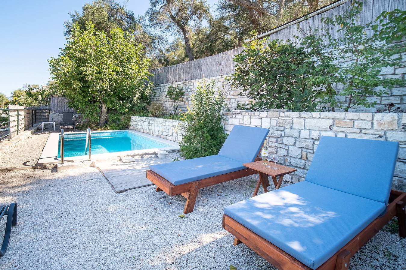 Villa Adamantia Paxos con piscina, terraza y Wi-Fi in Ozias, Paxoí