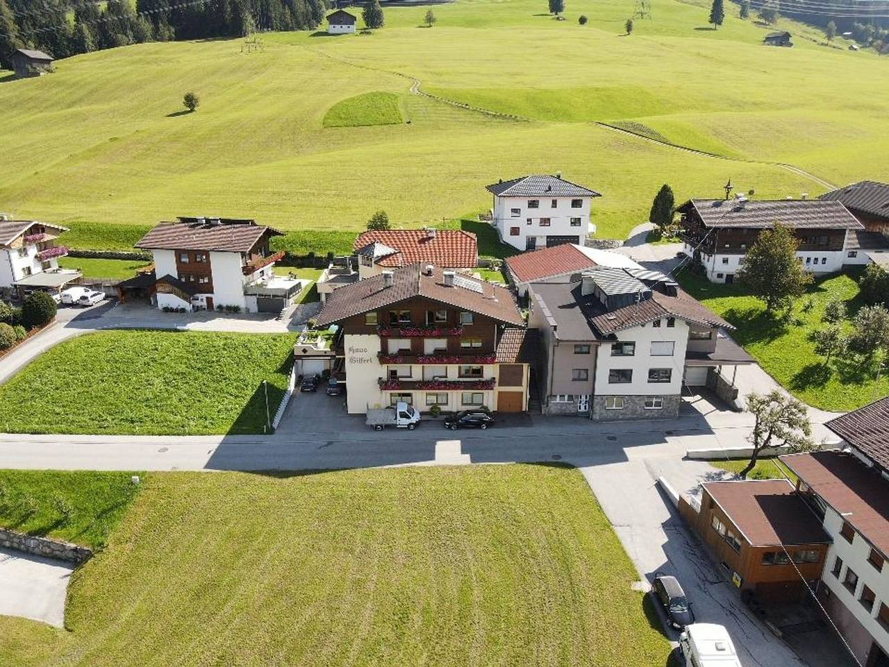 Ganze Ferienwohnung, Haus Gilfert - Ferienwohnung Haus Gilfert in Tuxer Alpen, Weerberg