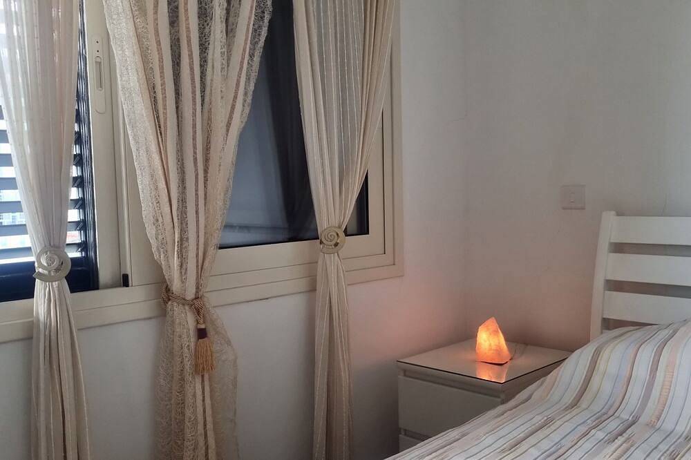 Searenity Seafronthouse - 50m from the beach in Πύλα, Larnaca Bezirk