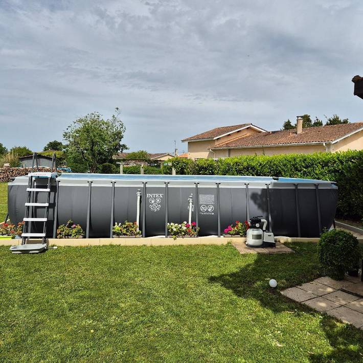 Gîte pour 4 personnes, avec jardin ainsi que piscine et vue à Coutras - 3