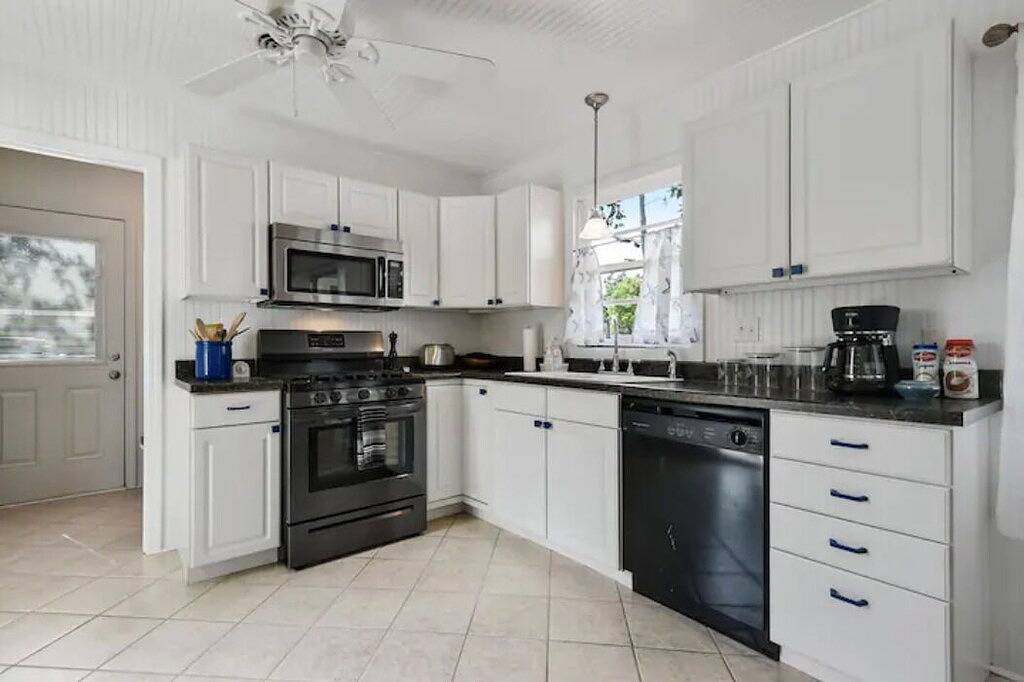 Your quaint family-friendly getaway on the Coast! in Bay St. Louis, Mississippi Gulf Coast