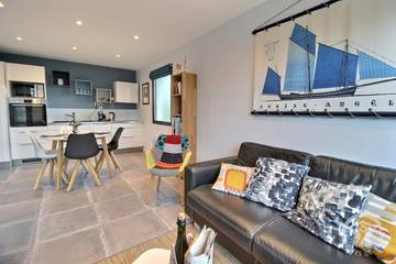 Gîte pour 3 personnes, avec terrasse et jardin à Binic