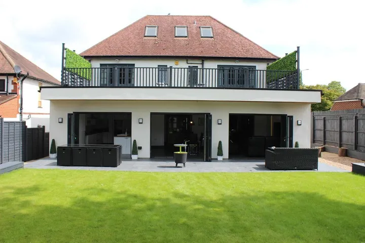 Ferienhaus für 16 Personen, mit Balkon und Garten sowie Ausblick - 1