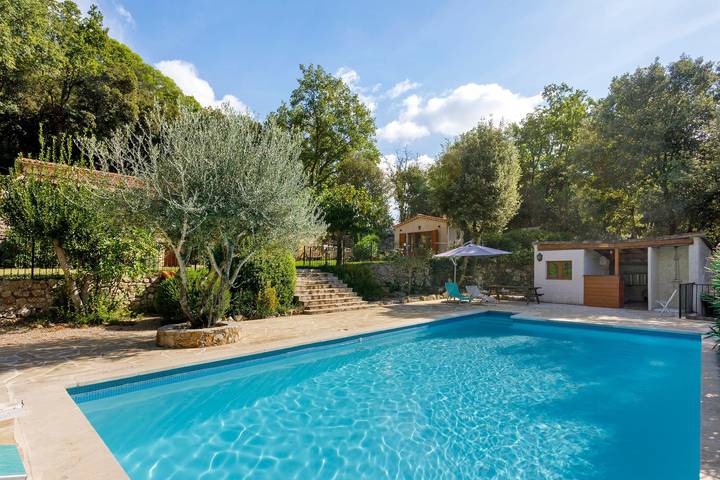 Ferienhaus für 8 Personen, mit Garten in Var - 2