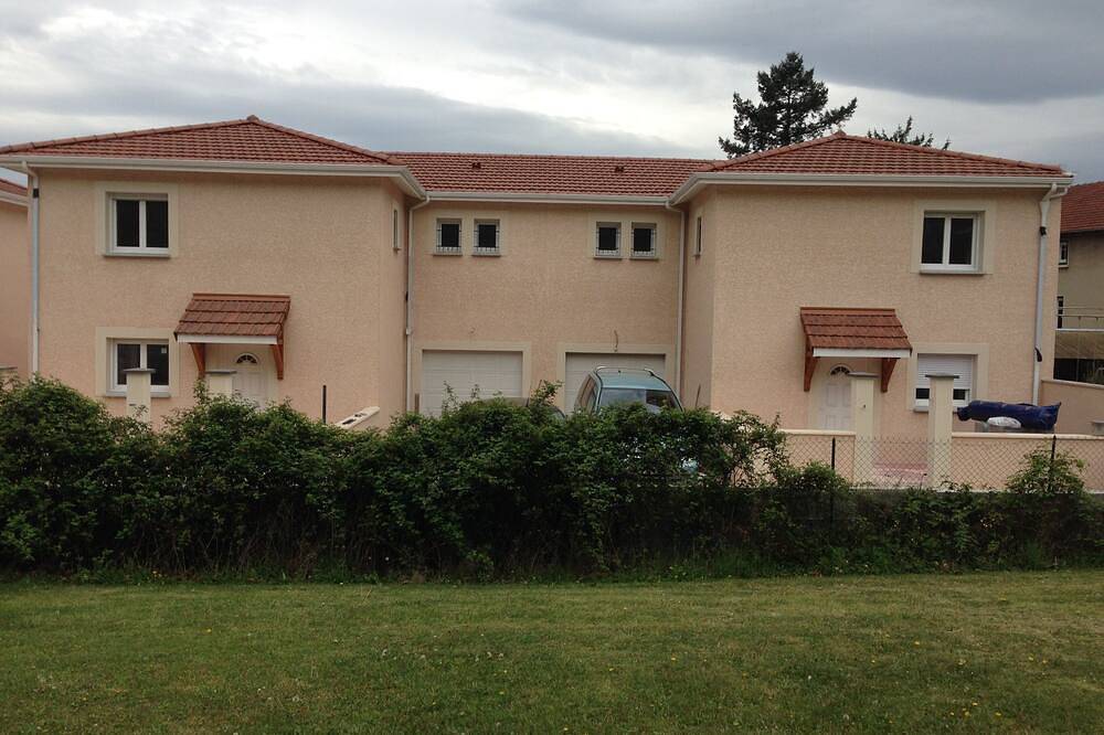 Location Maison Meublée in Región de Vienne