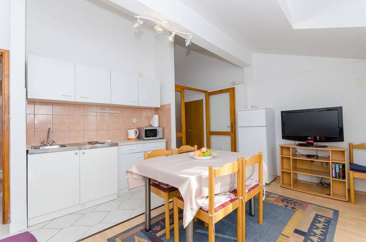 Apartament wakacyjny dla 4 osób, z Balkon w Drvenik