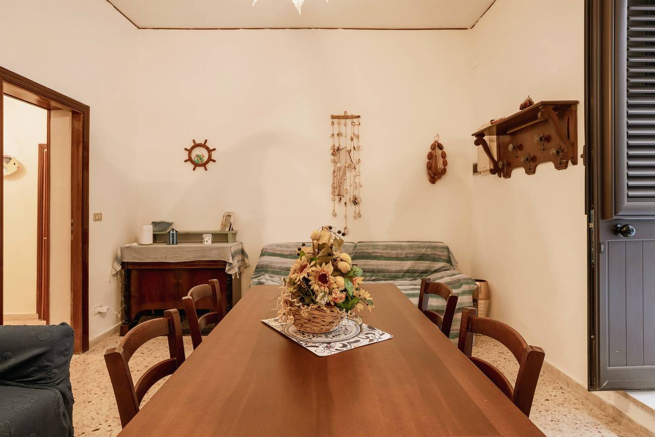 Apartamento entero, Apartamento 'Una Porta A Mare' con Wi-Fi y Aire Acondicionado in Palermo, Provincia de Palermo