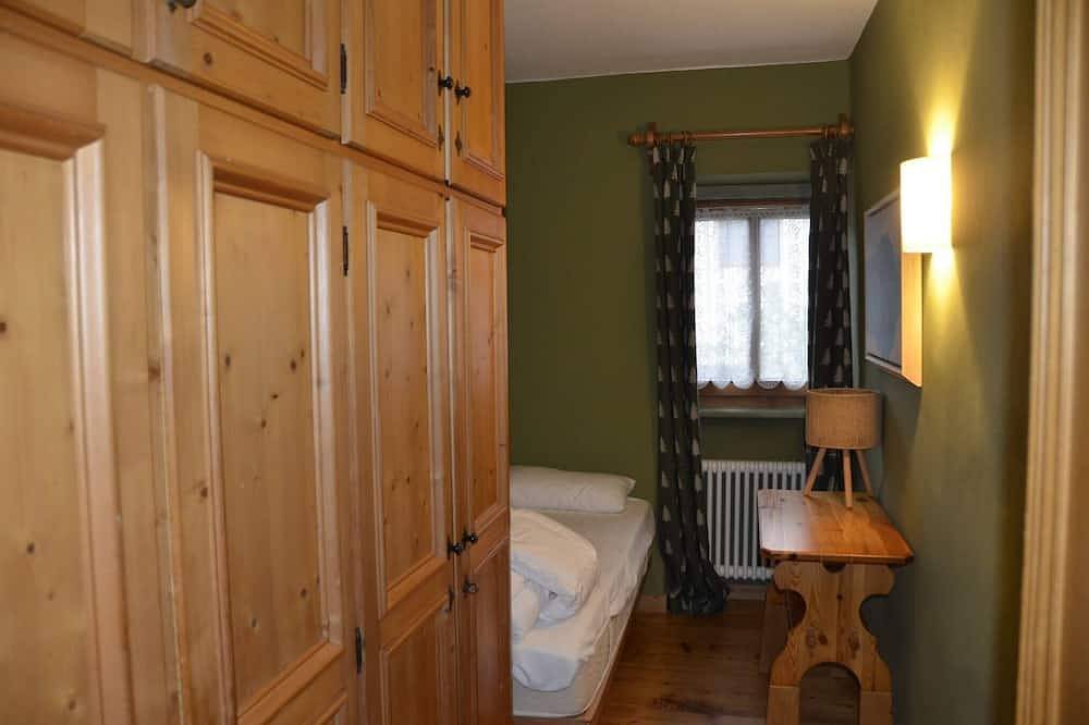 Apartamento entero, Apartment with three bedrooms and garden in Chiave in Cortina d'Ampezzo y alrededores, Dolomiti Superski