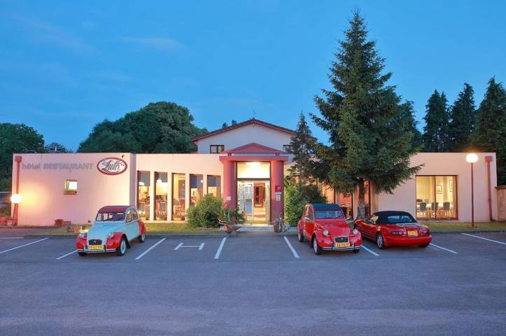 Hôtel pour 3 personnes, avec terrasse et jardin