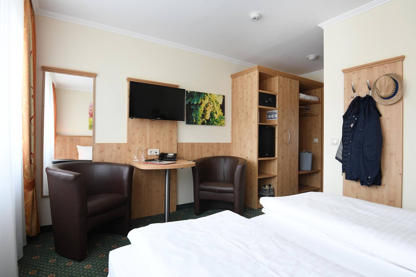 Doppelzimmer mit Balkon - Non Refundable Bi 2P in Burg Eltz, Löf