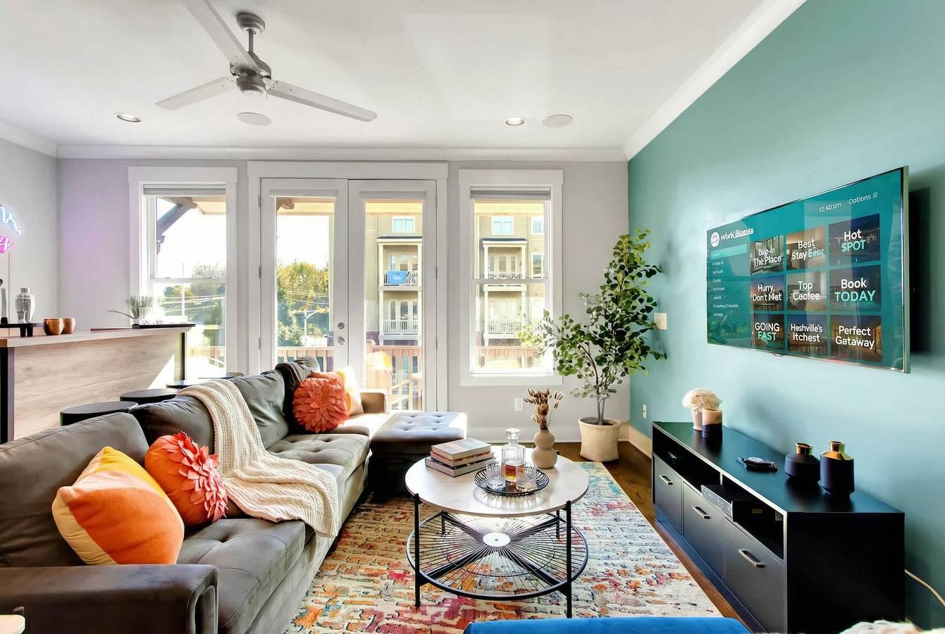 Near Gulch 12 South Book Luxury Now in Nashville, Tennessee