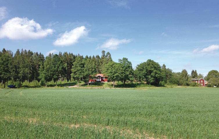 Hus för 5 Personer med terass in Mellerud, Vänern