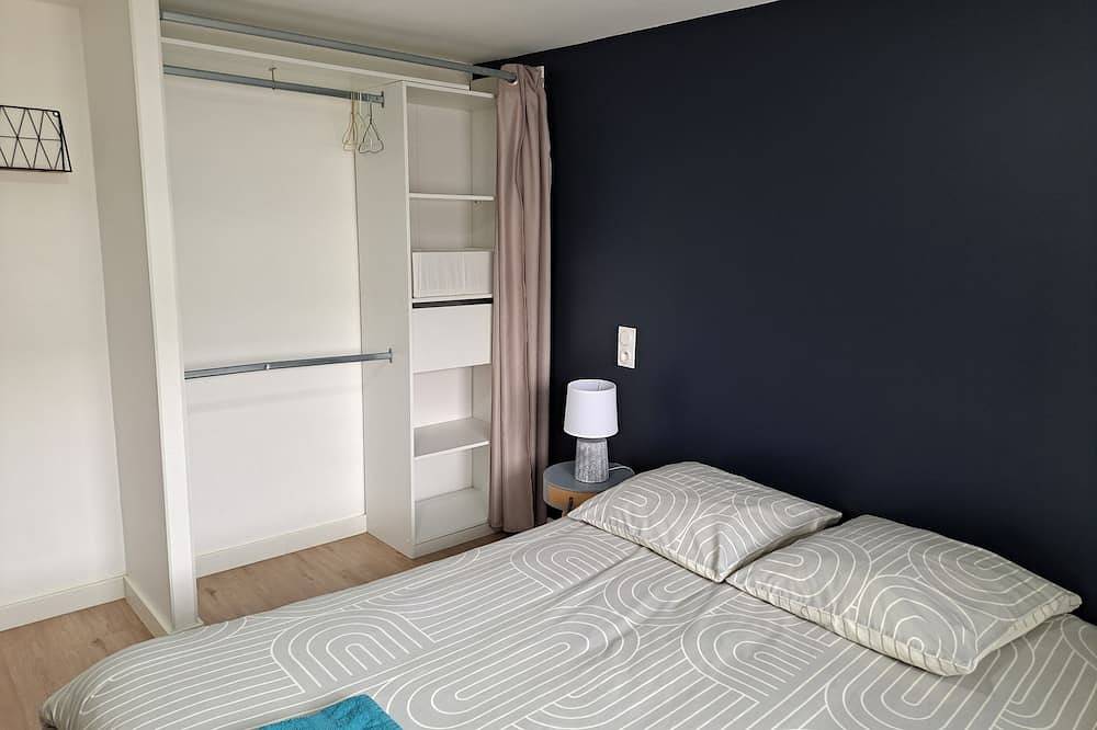 Entire apartment, Appartement Refait à Neuf Tout Équipé en Rdc Avec Jardin Terrasse ,barbecue in Avrillé, Angers region