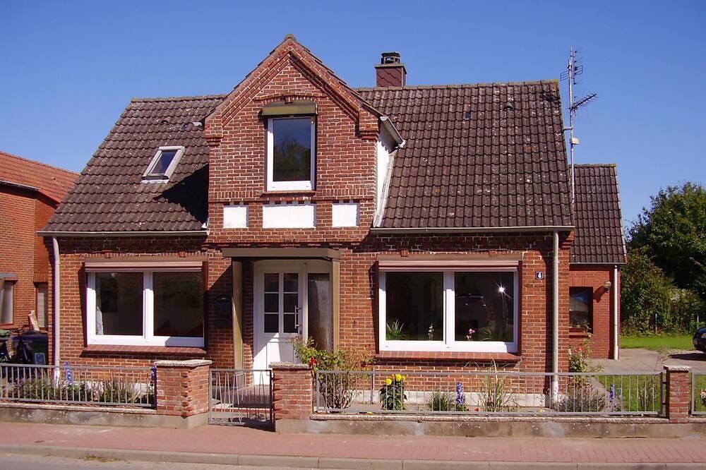 Ostsee Ferienhaus - Strandnah - / komplett modernisiert in Stakendorf, Südliche Ostseeküste