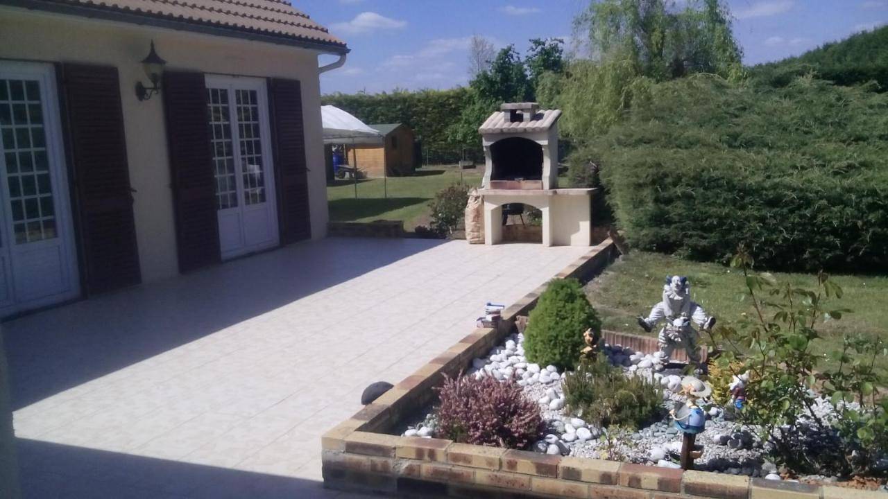 Double Room in Arnage, Sarthe