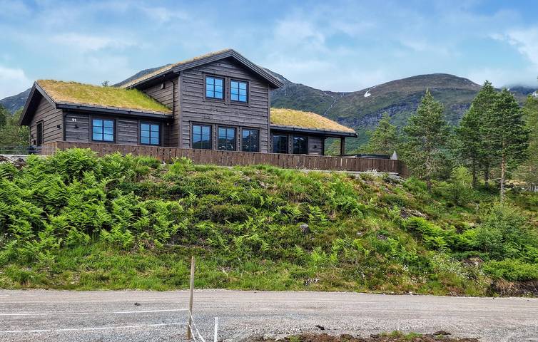 Ferienhaus für 8 Personen, mit Garten und Terrasse sowie Ausblick, mit Haustier - 1