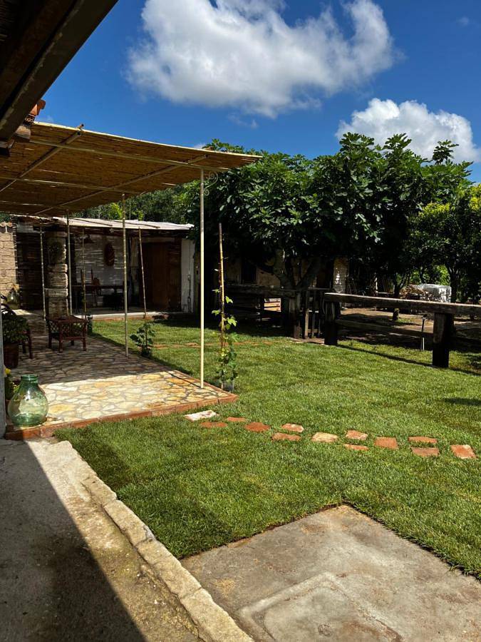 Maison de campagne pour 2 personnes, avec vue ainsi que terrasse et jardin, animaux acceptés à Oristano - 3