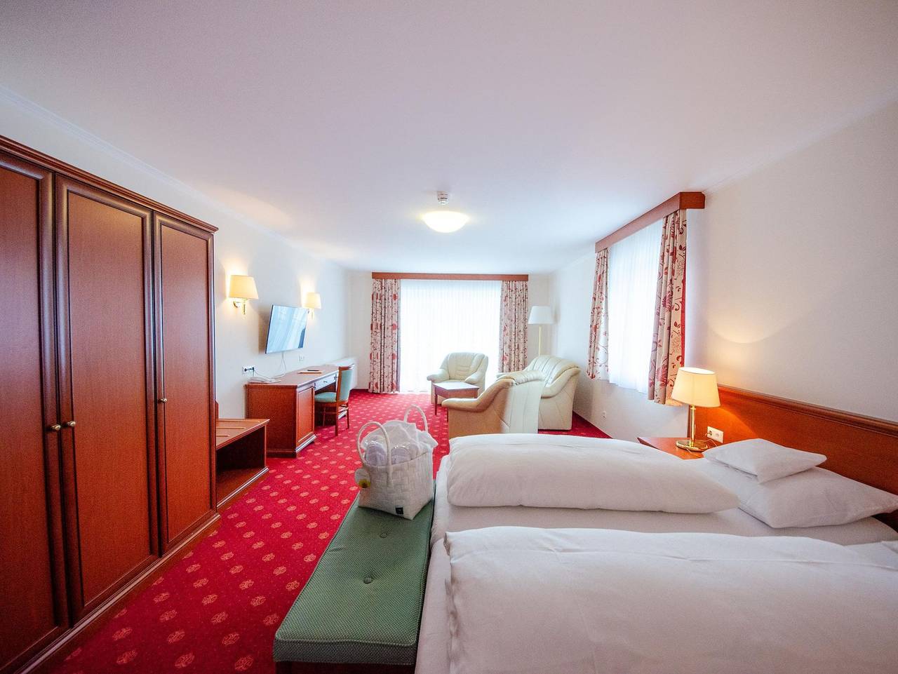 Hotel Ossiacher See**** in Steindorf am Ossiacher See, Oberkärnten