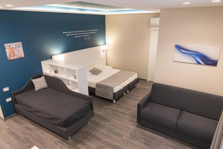 Location de vacances pour 2 personnes, avec jardin et piscine, animaux acceptés à Manfredonia - 2