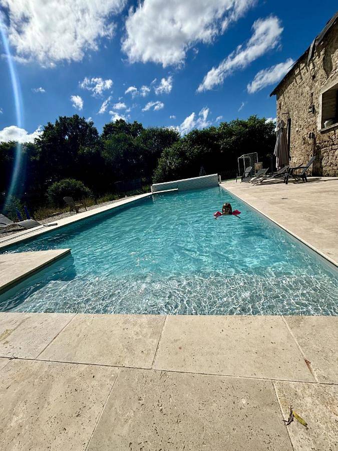 Villa pour 14 personnes, avec piscine et jardin