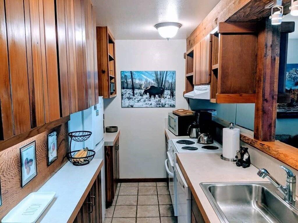 Ganze Wohnung, Schöne Mountain Condo in toller Lage. 5 Meilen nach Jhmr und 8 nach Jackson! in Moose Wilson Road, Grand Teton Nationalpark