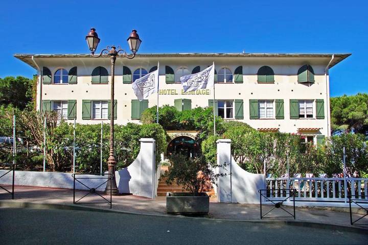 Hôtel pour 2 personnes, avec terrasse et jardin, animaux acceptés