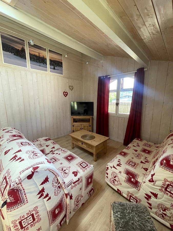 Location de vacances pour 4 personnes, avec vue et jardin dans Belvédère des 4 lacs - 4