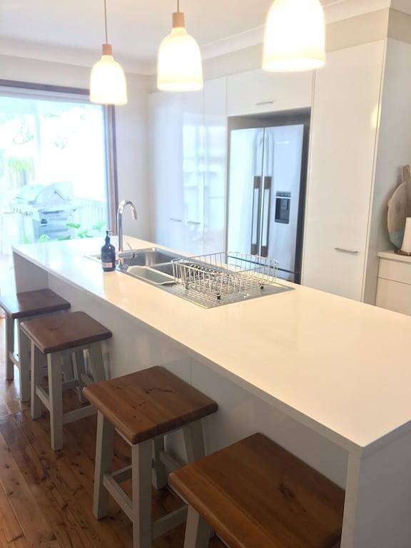 Cottage for 6 people, with garden and balcony in Australia