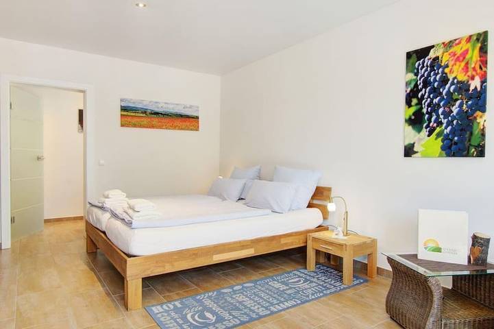 Ferienwohnung für 2 Personen, mit Terrasse in Schweigen-Rechtenbach - 2