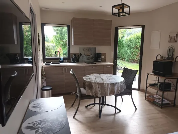 Casa de vacaciones para 3 personas, con terraza y jardín - 1